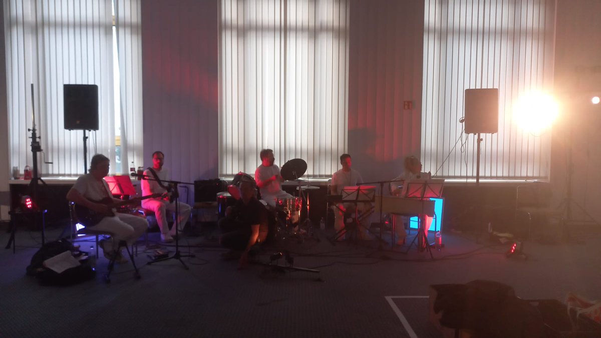 Panzerkreuzer (@rotkkaeppchen) on Twitter photo HEUTE PREMIERE Ausverkauft!
Brofaromin OST
Antidepressiva, Happy Socialism, Testen im Osten, Kapital Devisen Depression, Taktikka Band!
Live im <a href="/StasiArchiv/">StasiUnterlagenArchiv</a>
Für Samstag und Sonntag gibts noch Karten:
tixforgigs.com/de-de/Home/Sea… HEUTE PREMIERE Ausverkauft!
Brofaromin OST
Antidepressiva, Happy Socialism, Testen im Osten, Kapital Devisen Depression, Taktikka Band!
Live im <a href="/StasiArchiv/">StasiUnterlagenArchiv</a>
Für Samstag und Sonntag gibts noch Karten:
tixforgigs.com/de-de/Home/Sea…