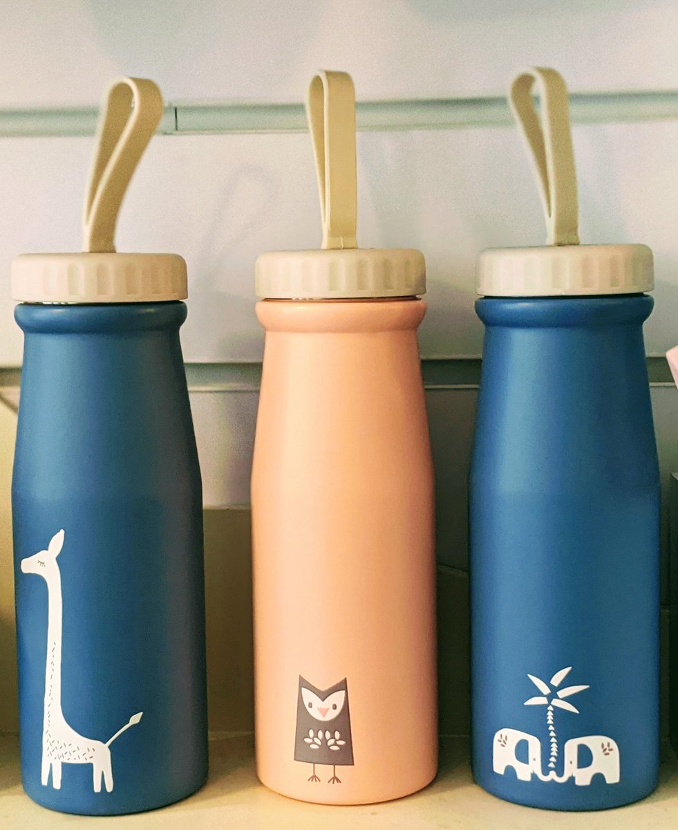 dragonfly_gifts's tweet photo. Keep your summer cool (or hot!) with one of these adorable, easy carry, stainless steel flasks #shoplocal #edinburghshopping #giftshop #waterflask #teaflask #stainlesssteel #noplastic #sustainableliving #school #work #outdoorliving #broughtonstreet https://t.co/hMswTuiowy