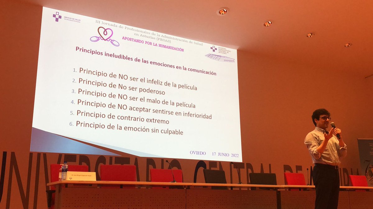 astursalud's tweet photo. 📸➕de 2⃣0⃣0⃣ profesionales han participado en las 
III Jornadas de los Profesionales de la Administración de Salud #PROAS 'Apostando por la Humanización'

📺Inauguración por videoconferencia del 'coach' motivacional Víctor Küppers en @HUCA_Asturias

📍 Oviedo, hoy https://t.co/XGNwwyLrEy
