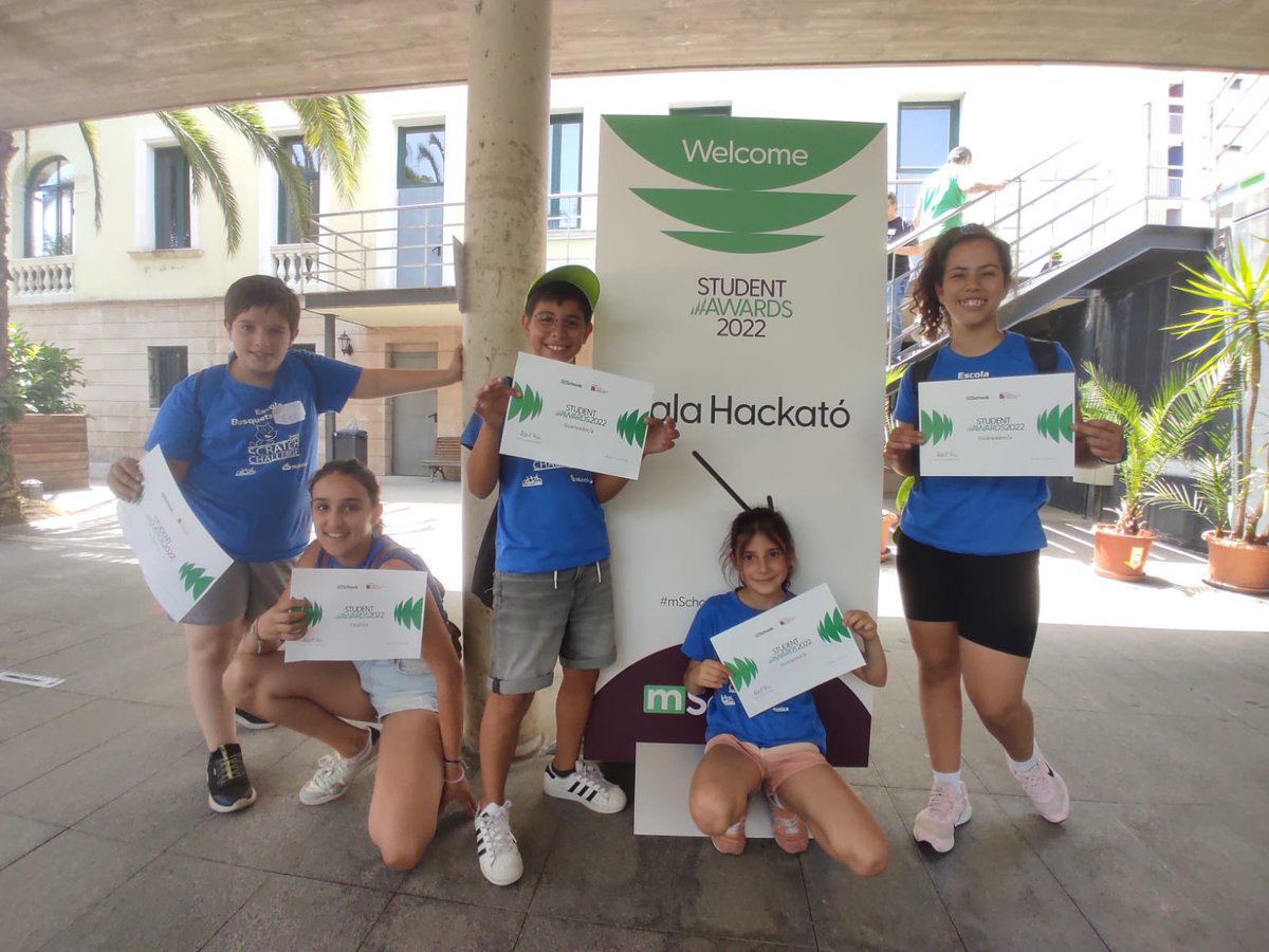 afa_bip's tweet photo. Avui una jornada emocionant al #ScratchChallenge, premi a moltes hores de feina i il.lusió de l’escola i l’AFA. Gràcies també a @LHAjuntament i el projecte tandem amb @nubotica.
Felicitats! Seguim!!
#mschoolsstudentawards2022 https://t.co/izfoQCRESq