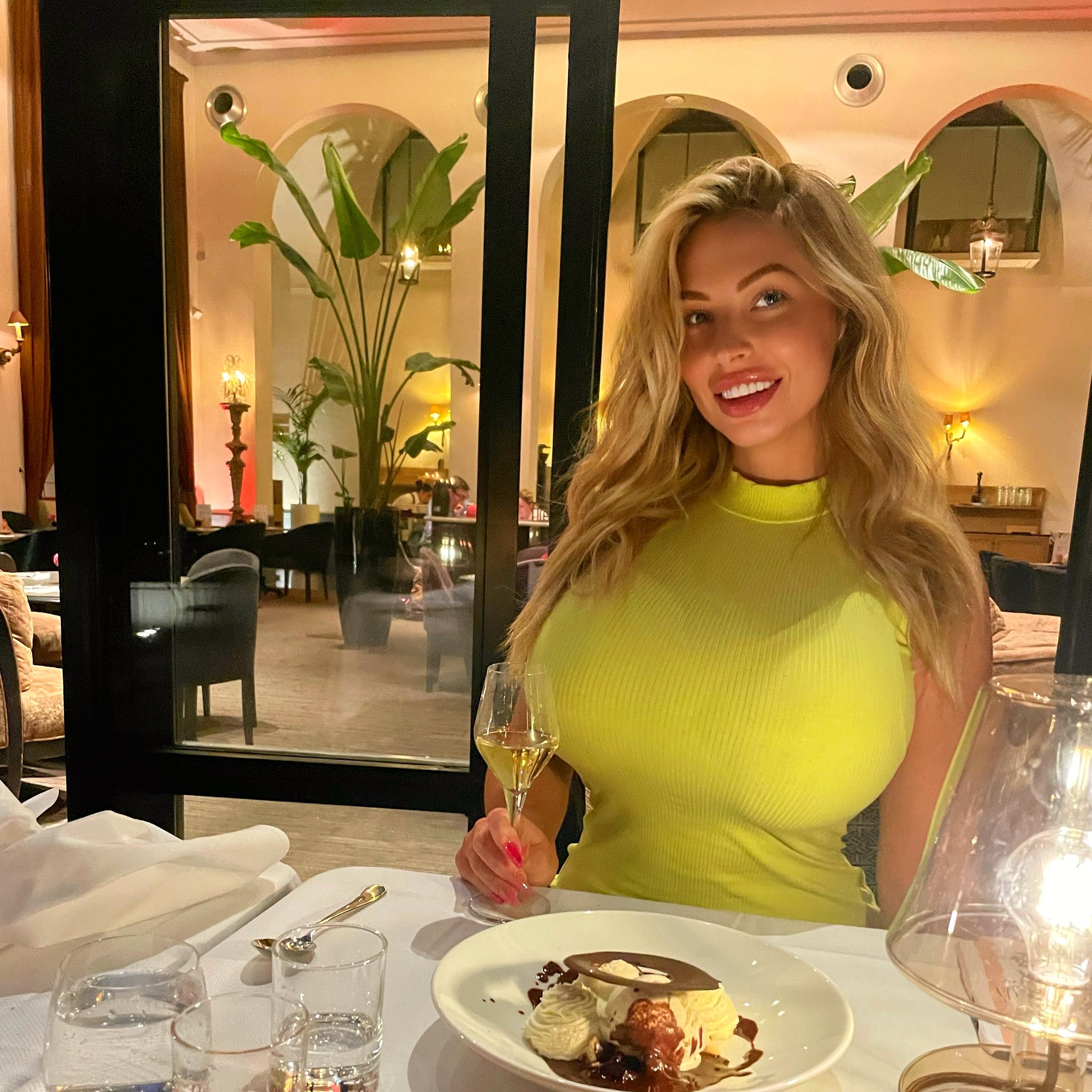 Maddison Fox on Twitter "My new size ⬇️ wanna know my new CC level