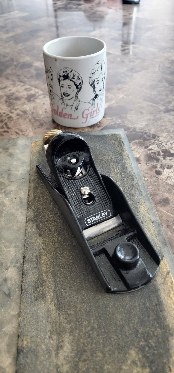 SweetbadgerWood's tweet photo. I got this @stanleytools block plane, in its original packaging, from a swap meet for five dollars! Even new tools need some tuning, though.
#handtools #woodworking #scarysharp #thankyouforbeingafriend https://t.co/5RKffAUqZG