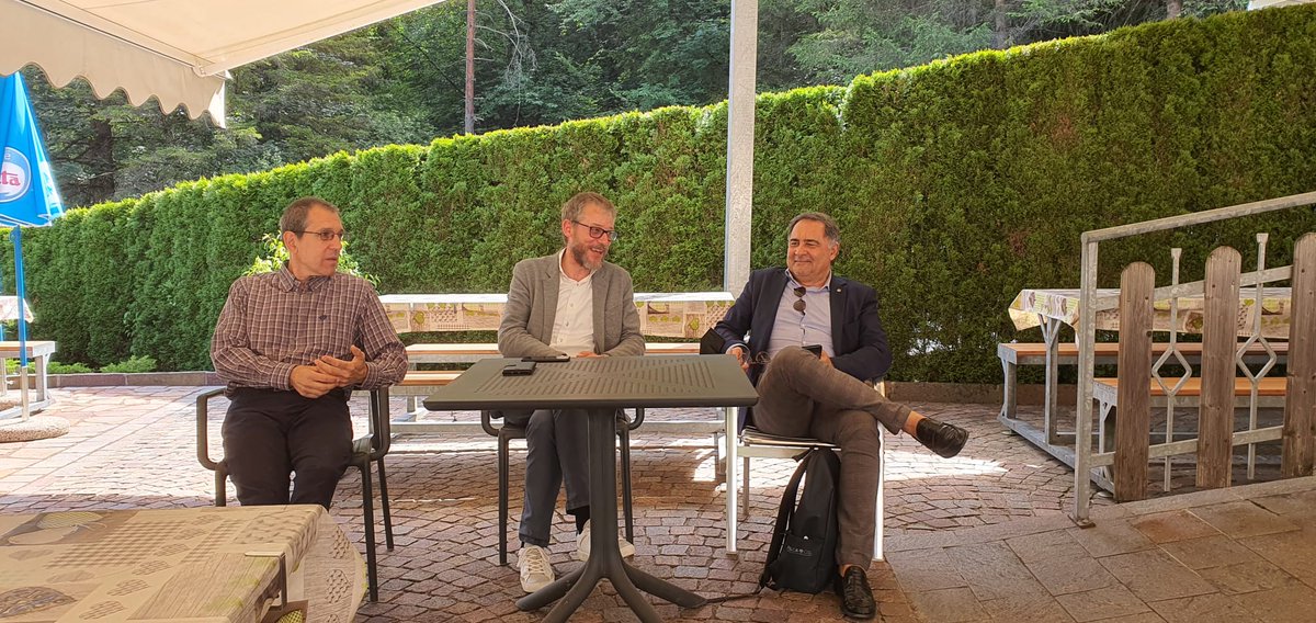 FilcaCisl's tweet photo. Nedzmi Mati e Stefano Turrini eletti segretari della Filca #Trentino (SG Bignotti). Ai lavori presenti il segr. naz. Claudio Sottile e il SG della Cisl, Michele Bezzi. Sottile: "Prosegue l'azione di rinnovamento della Filca, con i giovani per costruire il #sindacato del futuro". https://t.co/T4Zb4n8yUd