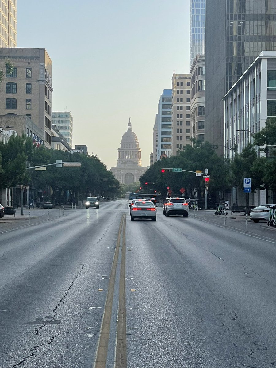 bloomer_sa's tweet photo. Day 21. #runrant ! Simple thoughts … hard work is what is needed to accomplish your goals! Don’t place blame, look for the good in people & regroup if you fall short. #bettertogether https://t.co/TFVbNB6kVi
