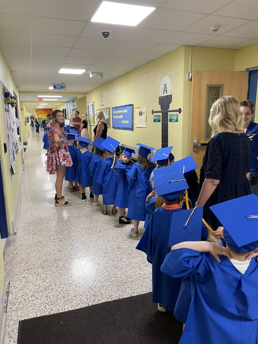 Getting ready for PreK graduation here at <a href="/OAhornets/">Oakfield-Alabama MHS</a> <a href="/OaElem/">OAElem</a>!
These little hornets are ready to go!
💙💛