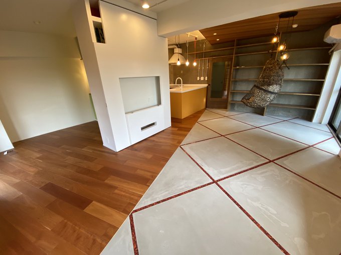 家の引越しが決まったー あと一ヶ月でこの部屋ともさよならだ 一年ちょっとしか住んでないけど！ あと一ヶ月、ぜひこの家に遊びに来て思い出作ってくださいw 引越し前の写真だけど https://t.co/<a href="/tag/insta360"class="tags"><span>#insta360</span></a>