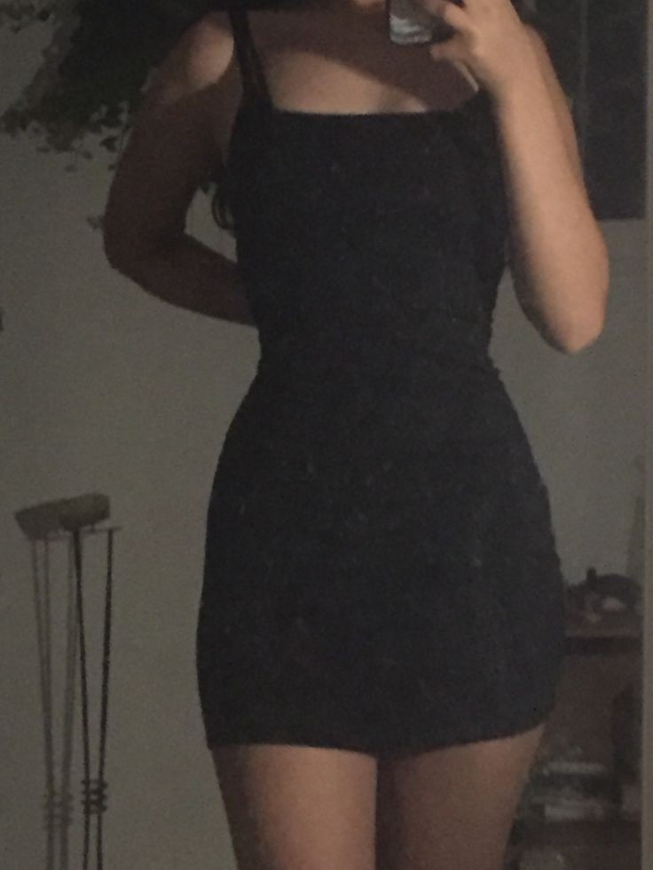 DMON78452018's tweet photo. Thanks Layla for the dress<3 https://t.co/0cGo8ardi6