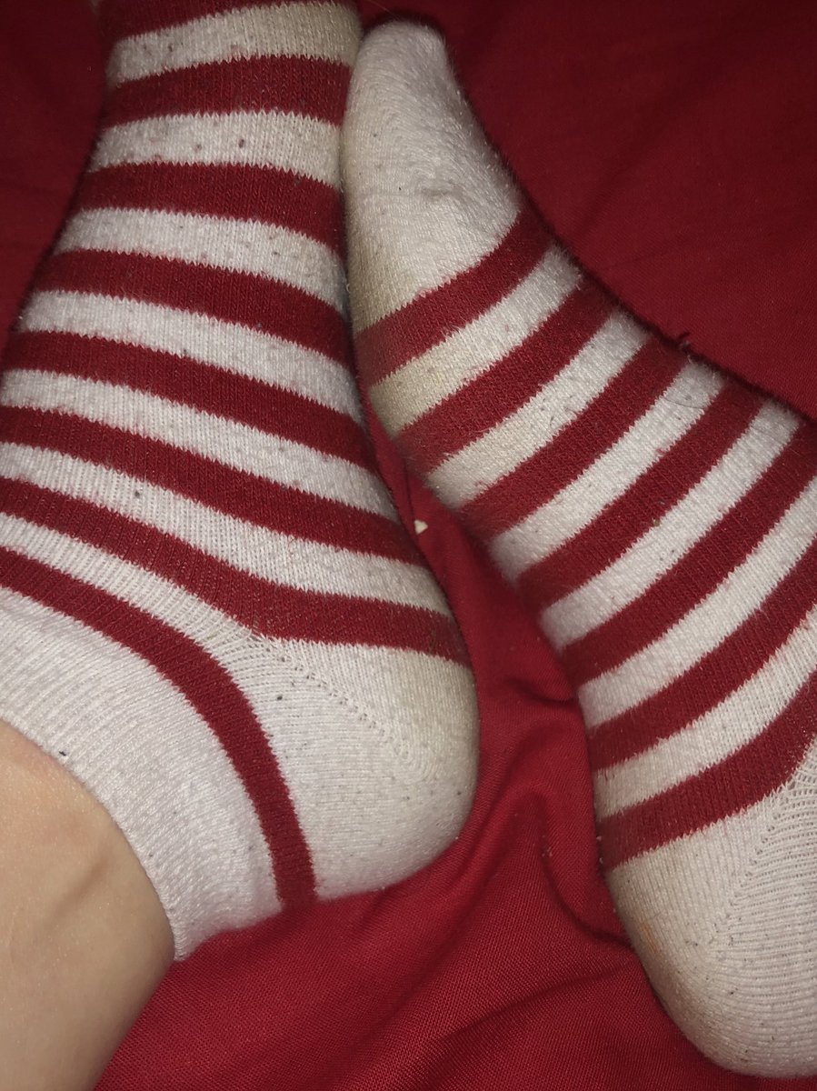 Aliciagoddess_'s tweet photo. Dirty socks 🤪😬 feetgoddess goddess nylon sweaty feet dirty moneyslave pengaslav findom findomme humanatm gudinna pengagris paypig https://t.co/g8UQjVSUTa