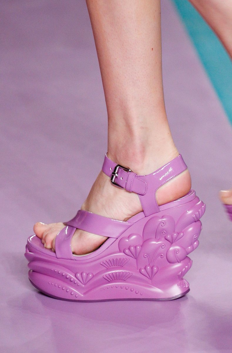 gastt_fashion tweet picture