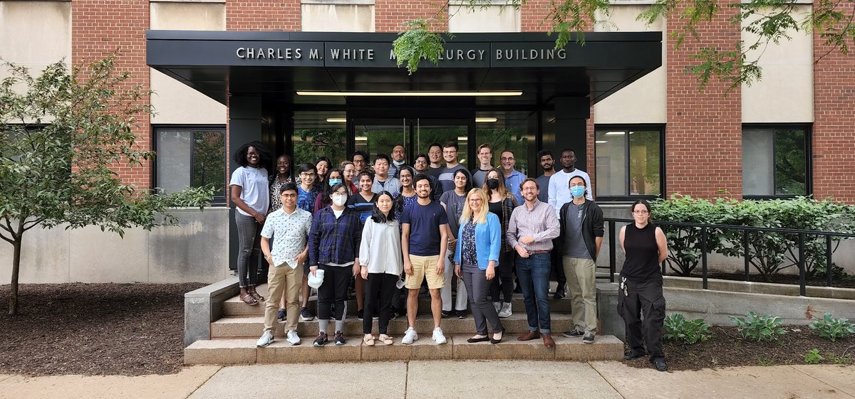 Materials_CWRU's tweet image. We are lucky to have so many great facilities at #CWRU and in our department. Learn more about @SDLE_ResCntr, a world-class research center dedicated to data science and analytics applied to materials and energy sciences. bit.ly/2WMSZ9q