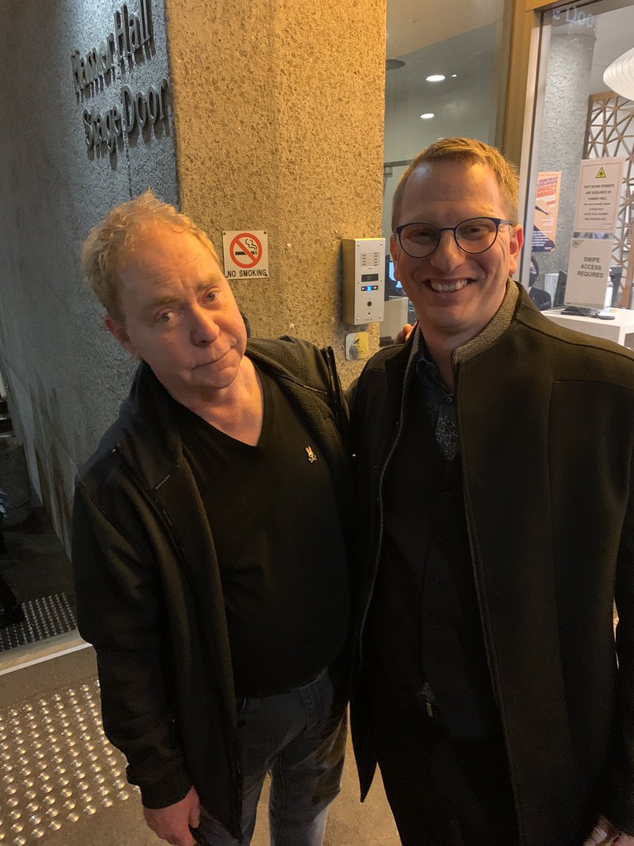 RobEllinger's tweet photo. Amazing to see @pennjillette and @MrTeller in Melbourne tonight. Absolutely wonderful show! https://t.co/JbhcltO2sY