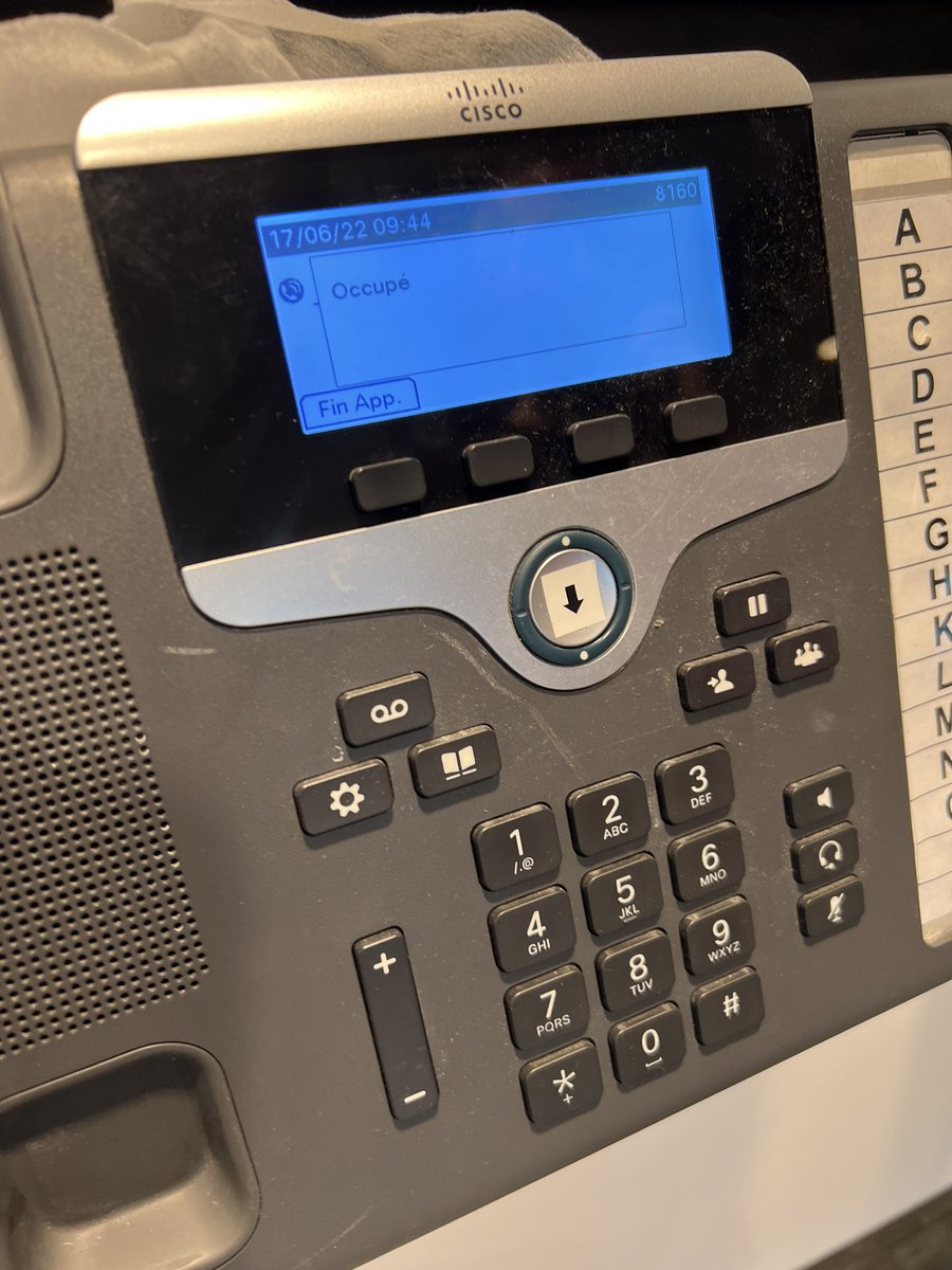 Katidid_it's tweet photo. In Montreal @AirCanada is sending passengers to a baggage service area to wait in line for an hour, they’re told to go to a set of three phones on the wall and they ring until they disconnect.  My flight was cancelled at 2:45am and I have no access to my bag @CTVMontreal @CTVNews https://t.co/qD2kPtLtwq