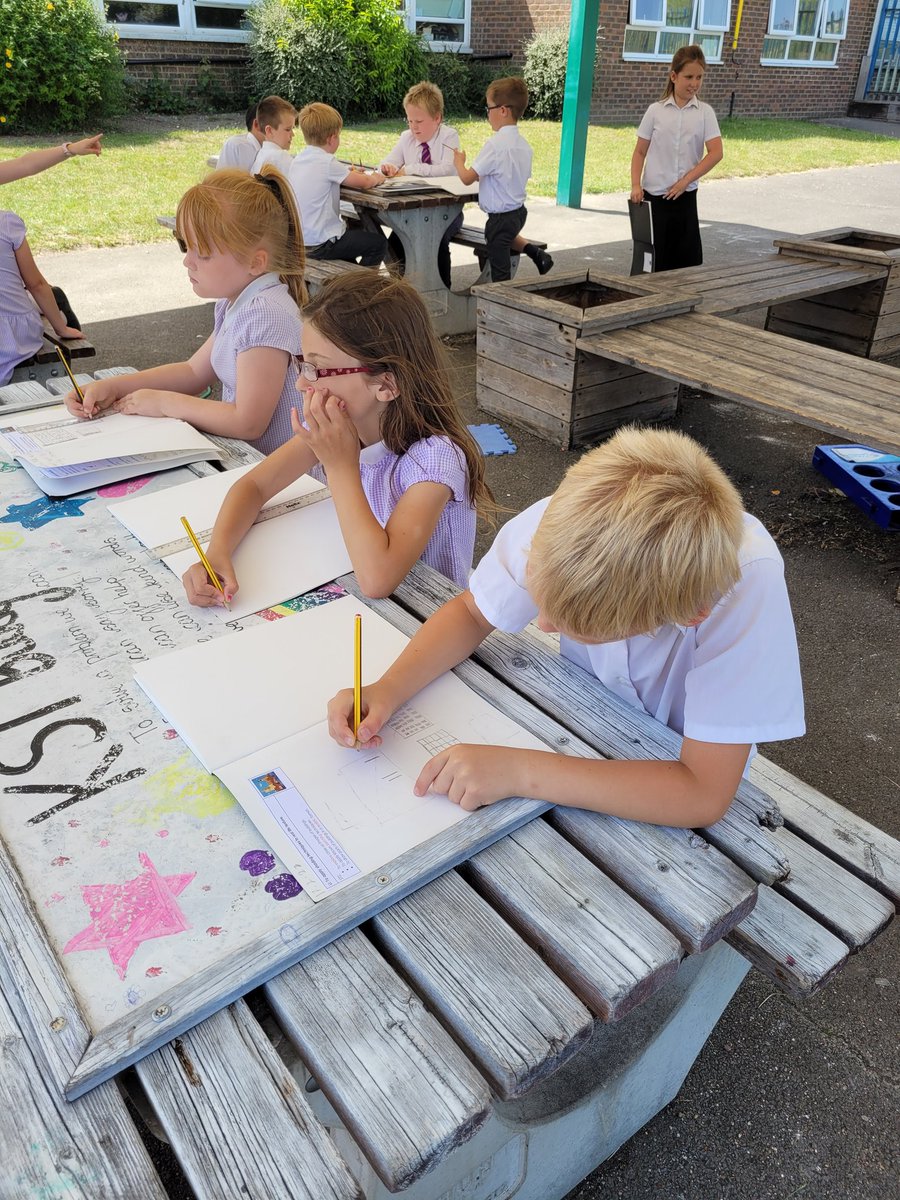 We have been sketching buildings in art, we came outside to look at how our school is built and had a go at sketching it <a href="/ArtDTElaine/">Art & DT Elaine Primary</a> <a href="/PrimaryElaine/">Elaine Primary</a> <a href="/IPAT_Edu/">The Inspire Partnership</a>