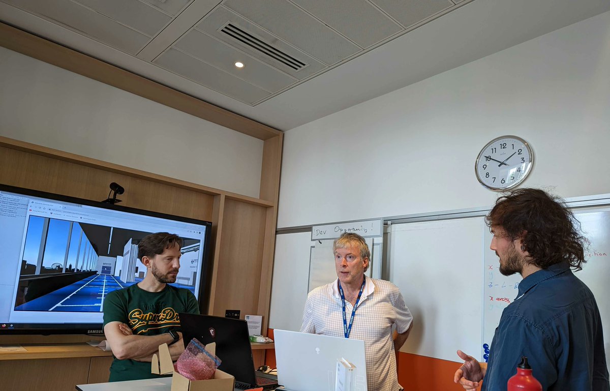 TonusTech's tweet photo. This week was action packed in London for Tonus!
#ToneUp #TonusTech #Fitness #Ageing #Healthtech #wearables #Robotics #Elevate22 #CogX2022 https://t.co/2quvuAl8KF