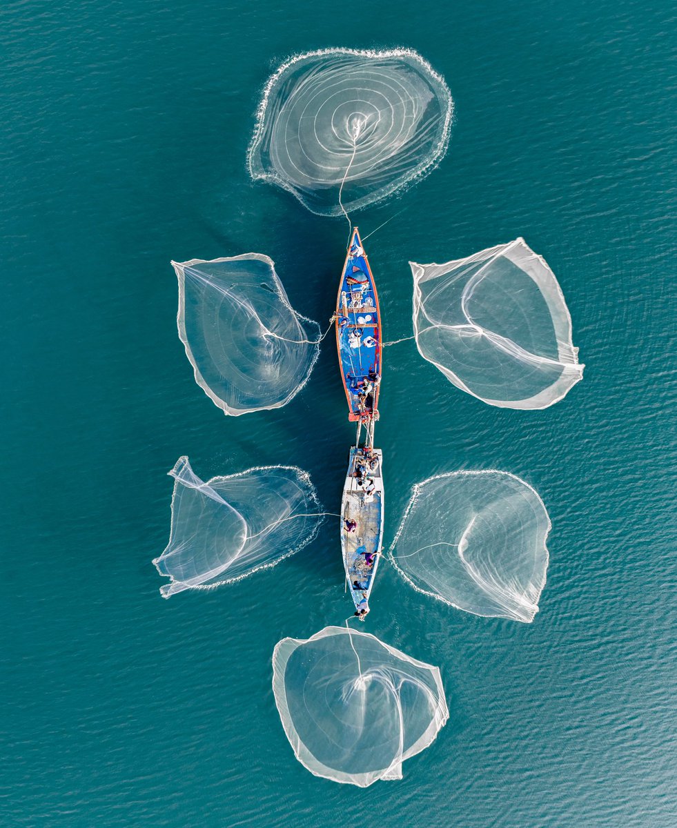 rakesh_pulapa's tweet photo. gm gm. 

🎣 Fishermen's Art.  

My first photo taken with the @DJIGlobal Mavic 3 pro https://t.co/fuiLdTMsV9