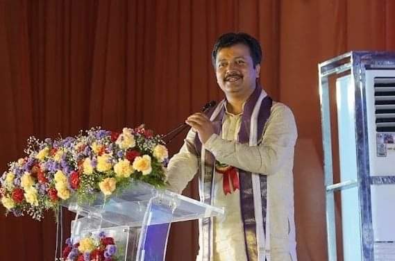 SreesailamU's tweet photo. "#Spoorthy" Chatrashakti Bhavan ABVP Telangana was inaugurated by @RSSorg Sarsanghchalak Param Pujya
Dr.@DrMohanBhagwat ji.Shri. @AshishSainram ji,ABVP All India Org. sec, Sushri. @nidhitripathi92 ji, National General Sec also participated Udghatana Program at DPS, Hyderabad. https://t.co/OjMusNOtmd