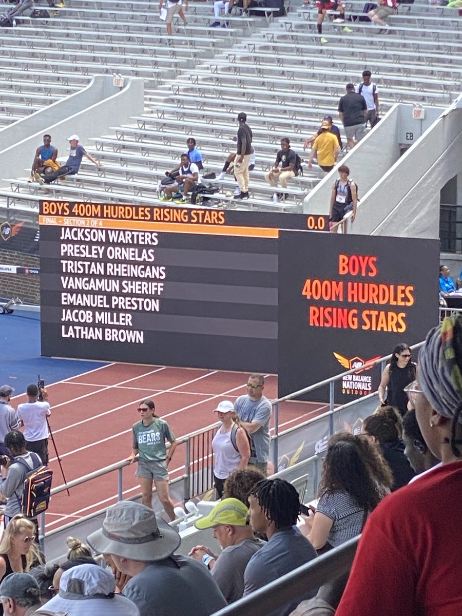 JLHSTrack's tweet photo. Jackson Warters the captain and most prolific hurdler in Jonathan Law track history running his final race @ New Balance Nationals Franklin Field!!! ⁦@jlawadvocate⁩ ⁦@JLHSAthletics⁩ https://t.co/CrxXcKNmmu