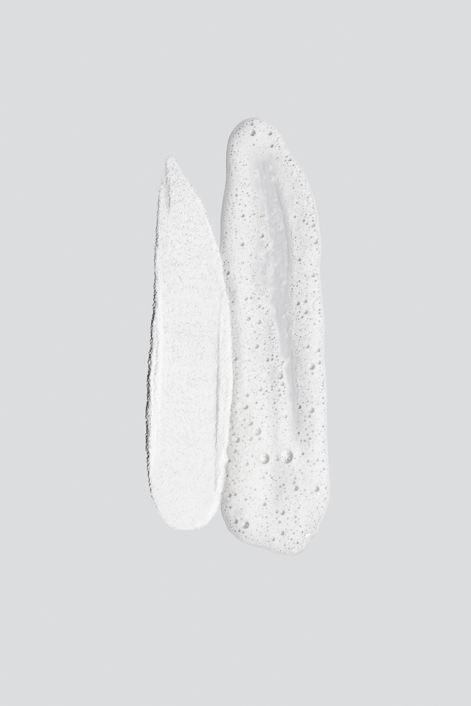arcstore_sa's tweet photo. Treat dad with Dermalogica’s Daily Microfoliant this Father’s Day💙
The super-fine powder exfoliant gently sloughs off dead skill cells, leaving the skin cleansed, smooth, and visibly brighter🤩.
#ARC #ARCstores https://t.co/OFbXJB4hI5