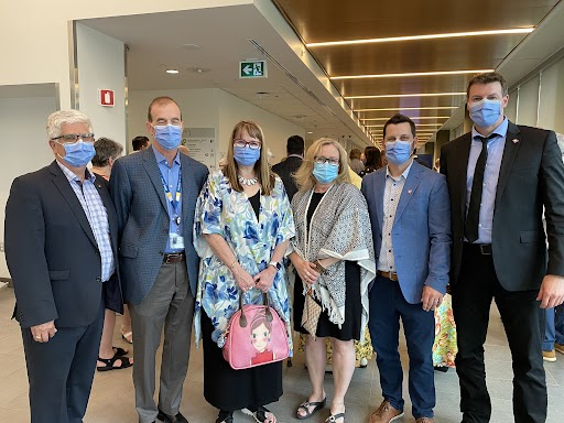 MonCepeo's tweet photo. Le CEPEO a participé hier soir à la Fête champêtre de l'Hôpital général de #Hawkesbury, une célébration pour reconnaître les donateurs de la Fondation de l'HGH. 

Merci à l'HGH d'offrir des occasions d'apprentissage authentiques aux élèves de l'ÉSP Le Sommet. 🙂 https://t.co/OLzx5QSc0o