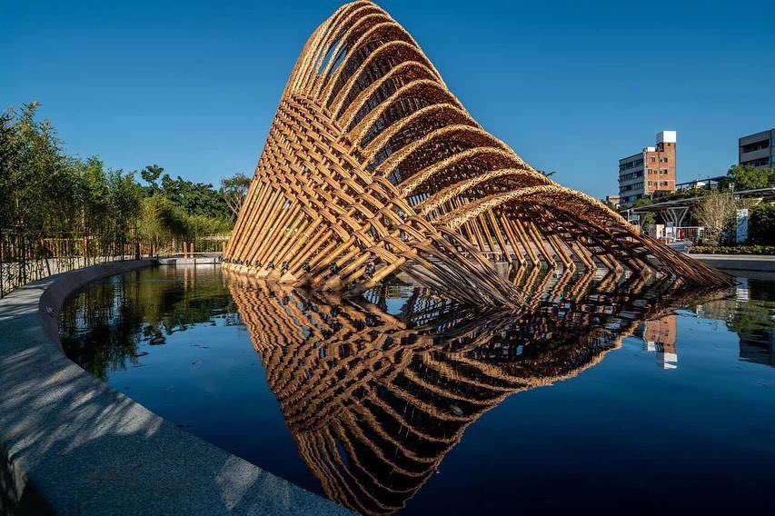 parametricarch's tweet image. Bamboo Pavilion Designed by ZUO STUDIO Expresses the Natural Beauty of Taiwan in the Industrial City of Taichung.

 #Bamboo #BambooStructure #bambooarchitecture #timber #wood #woodwork #pavillion #installation #architectureproject #fabrication #digitalfabrication #fabricate