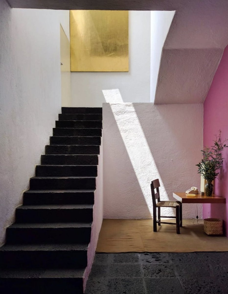 ADMEXICO's tweet photo. No hay duda: Luis Barragán fue uno de los arquitectos mexicanos más importantes de la historia 🇲🇽 https://t.co/4GisMcxnoN https://t.co/4vkXSDuLR7
