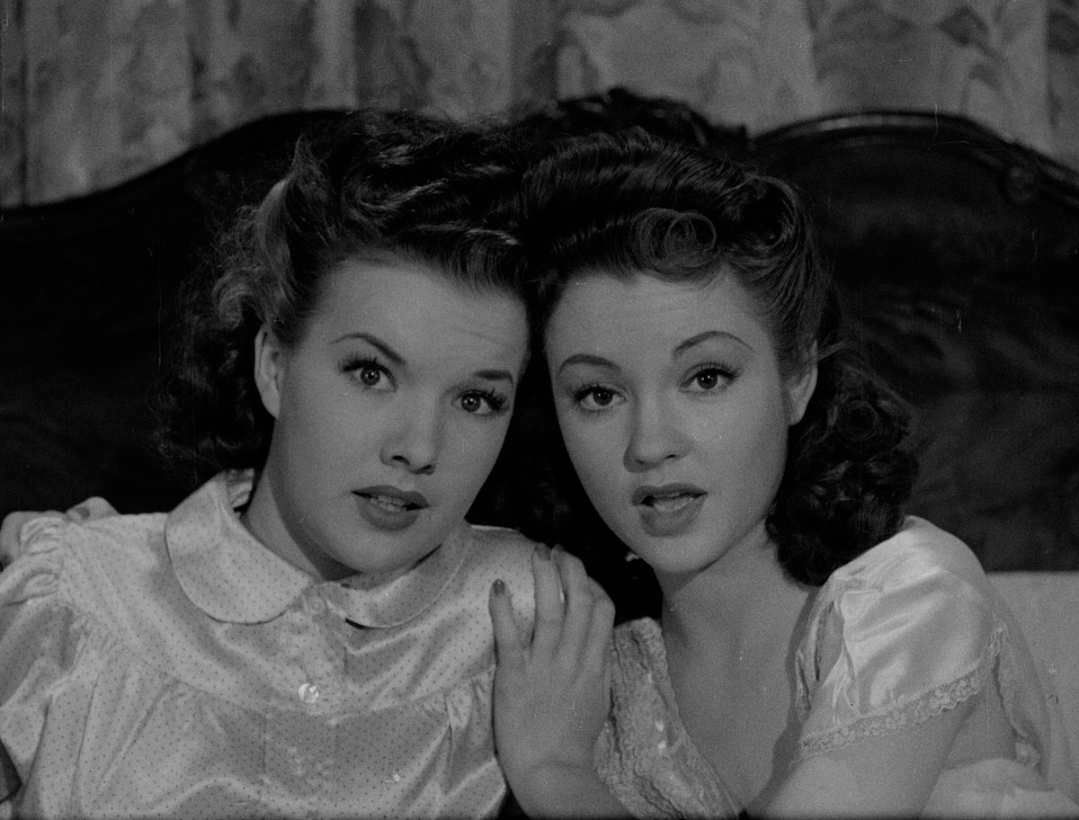 soundiesbook's tweet photo. Got your tickets yet? This Monday 6/20, 6:30 p.m., I’ll be at Film Forum with “Glamour, Gender, &amp; A Little More Libido,” showing Soundies that play with and push back on all sorts of expectations, with some ruffles and sequins thrown in. Info and tix: https://t.co/oZUxjeAbbb https://t.co/WEdctZSkQh