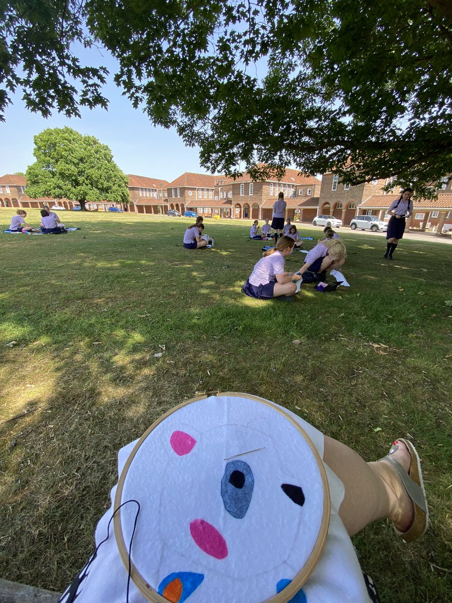 RMSTextiles's tweet photo. A perfect afternoon for completing our hand stitched endangered animals. #textiles #stitch #sunshine @RMSforGirls https://t.co/6tNCmCO2xm