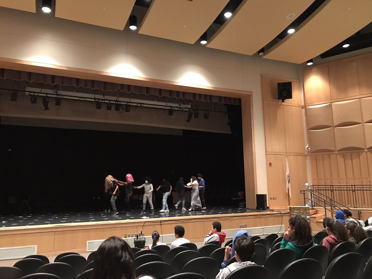 ๐ FRPS MLL Department (@ells_frps) on Twitter photo Thank you to Ms. Ramirez and her 7th grade Foundational students from <a href="/frps_Kuss/">Kuss Middle School</a> for the end-of-year performance of Gary Sotoโs โThese shoes of mineโ ๐ and several dances ๐๐ผ๐บAwesome job! Thank you to Ms. Ramirez and her 7th grade Foundational students from <a href="/frps_Kuss/">Kuss Middle School</a> for the end-of-year performance of Gary Sotoโs โThese shoes of mineโ ๐ and several dances ๐๐ผ๐บAwesome job!