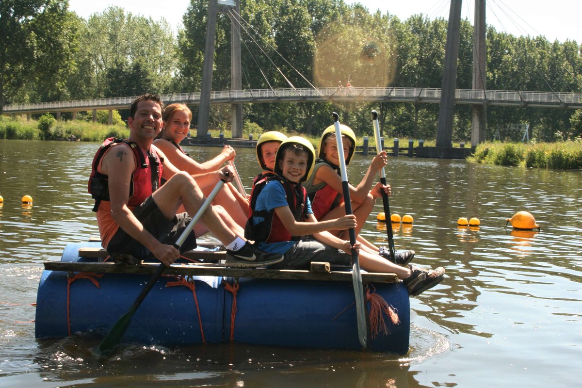 Nog geen plannen met #Vaderdag? Ga op een spannende expeditie met boogschieten, hindernisbanen, vlotvaren en andere uitdagingen. Plezier voor het hele gezin! Slechts € 9,50 p.p. 
bit.ly/3OntW5S