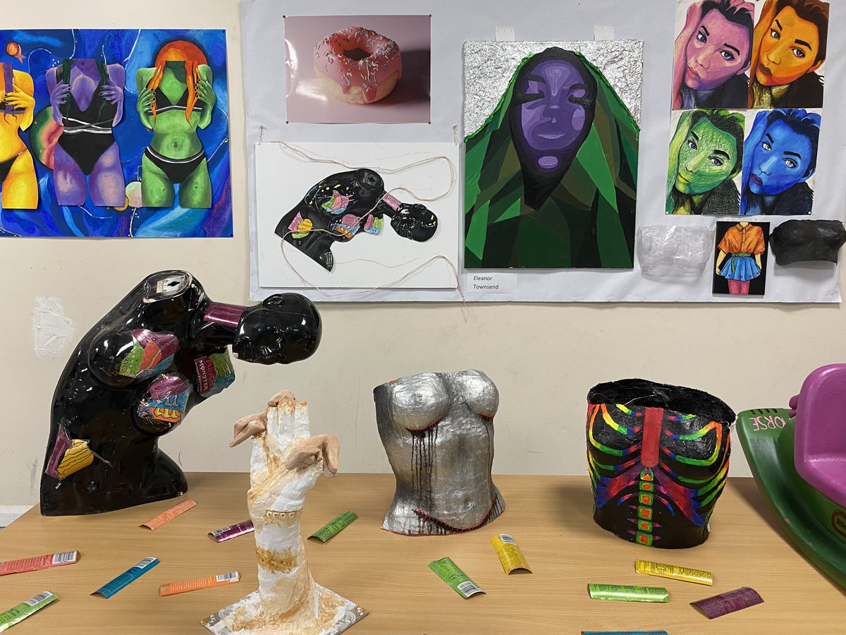 ArtDept_SHS's tweet image. Such a joy to celebrate the achievements of our talented Year 13 art students @SHS_Sixth_Form !