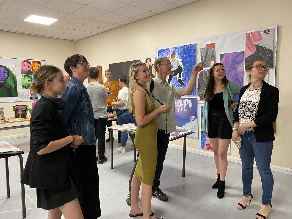 ArtDept_SHS's tweet image. Such a joy to celebrate the achievements of our talented Year 13 art students @SHS_Sixth_Form !