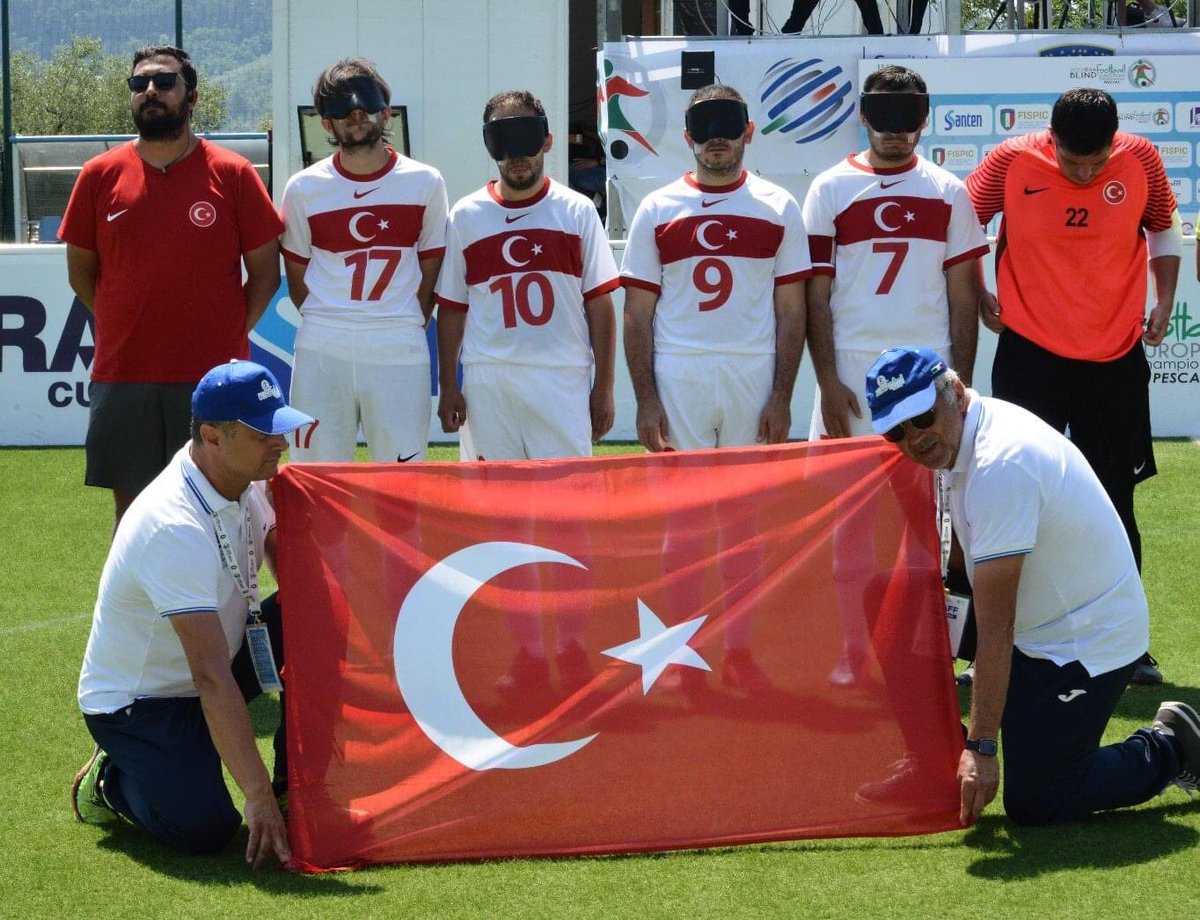 SSolidaires's tweet photo. #RT @cecifootoff: RT @FFHandisport: EURO CÉCIFOOT ⚽️ 
CHOC FRANCE-TURQUIE 
Les #Bleus sont en finale du Championnat d’Europe en Italie. Après un beau parcours, le collectif 🇫🇷 ne lâchera rien lors la finale et donnera tout pour décrocher le titre europée… https://t.co/KWppUSBlAU
