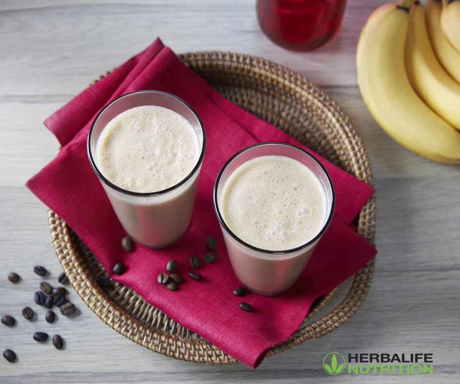 HerbalifeLatino's tweet photo. Nuestro #BatidoHerbalifeNutrition es bajo en grasa y una excelente fuente de proteínas y fibra. 😋👌🏽 https://t.co/c2wDrVBJ3s