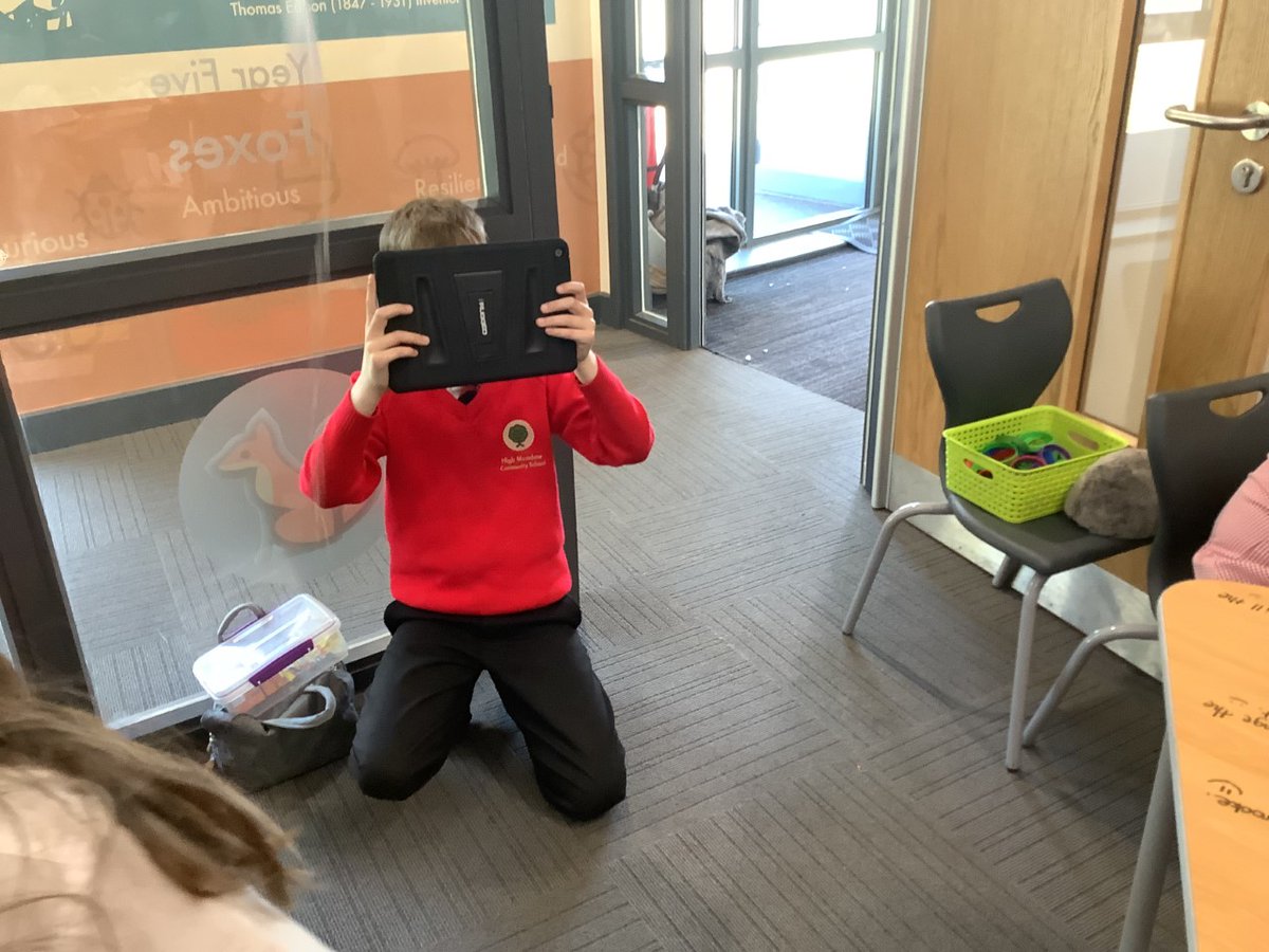 A great time was had today celebrating all things to do with science <a href="/GreatSciShare/">Great Science Share for Schools</a> <a href="/HMC_School/">High Meadow Community School</a> Lots of brilliant ideas when developing OWN investigations and deciding what to change and what to measure. Year 5 showed great science, skill, team work + independence!