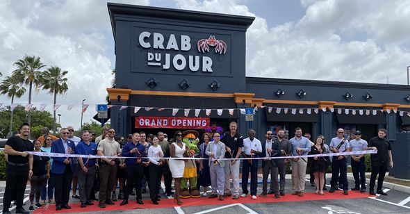 RestaurantNews1's tweet photo. Crab Du Jour Celebrates Grand Opening of 85th Location and Continued South Florida Expansion with Newest Location at Deerwood Town Center in #Miami
#RestaurantNews  https://t.co/kBOpxv6Ssk https://t.co/Hosm09eBZ9