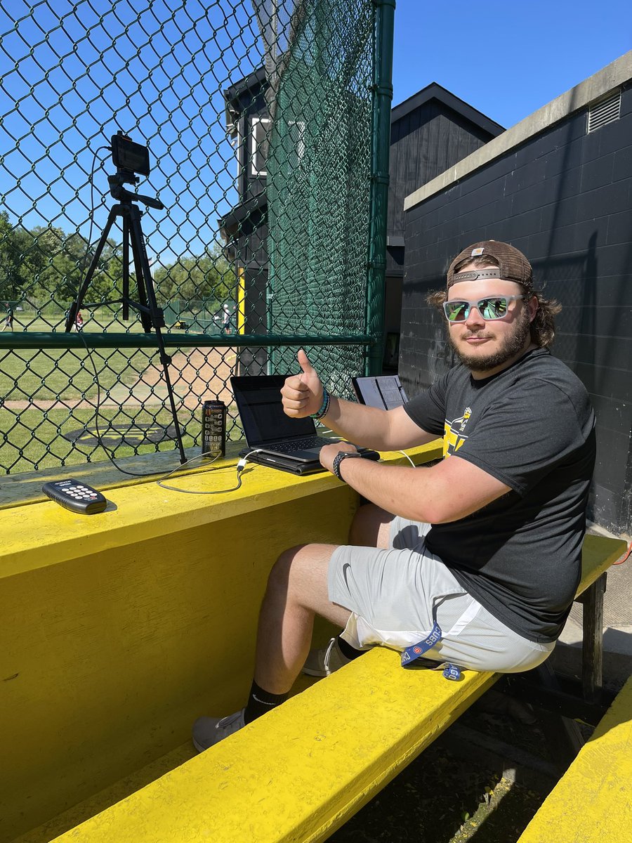 Best media coverage team in the nation! <a href="/MottCCBaseball/">Mott CC Baseball</a> coach <a href="/CStokes_16/">Collin Stokes</a> with a sick set up to grab videos for @ND_Showcases