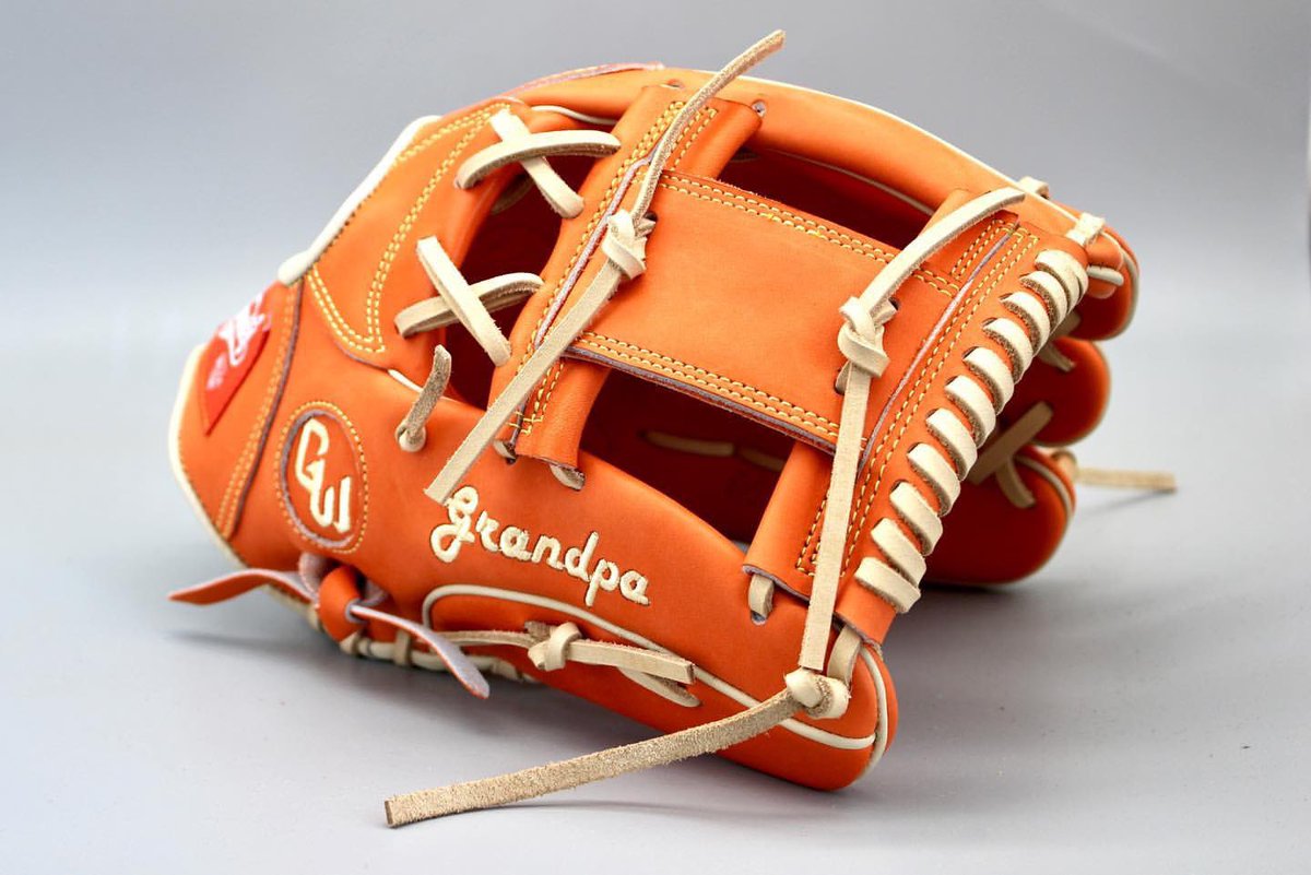 theGloveworks's tweet photo. For ma 👨🦳
#gloveworks
#gocustom #customglove #baseball #softball #custom #mlb https://t.co/mOIJxM7lkN