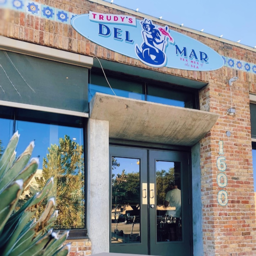 CM_Austin's tweet image. Join us for our next #CMTAX event next Friday, June 24th at Trudy's Del Mar on South Congress. If you love @TrudysTexMex, you'll love their Tex-Mex of the Sea 🌊 Snag your free ticket now: creativemornings.com/talks/nate-spe… #CMwilderness
