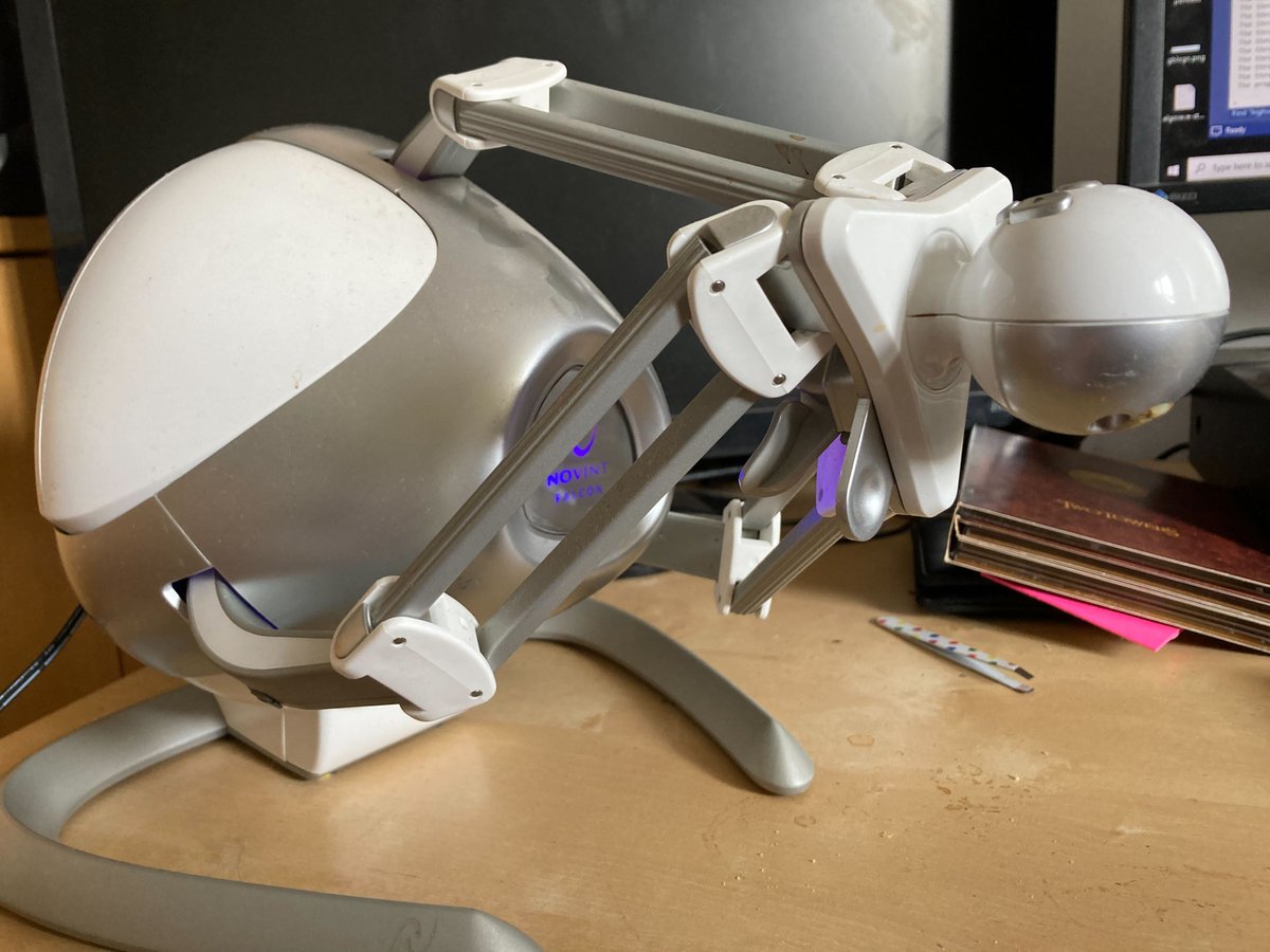 glastonbridge's tweet photo. What's so exciting about this software? It uses force feedback #haptics to give you the sense that you are really #sculpting a physical object. This grounded force feedback joystick (Novint Falcon) is way more immersive than the clicks and vibrations you usually get in haptic UI https://t.co/QoLBvDmdfH