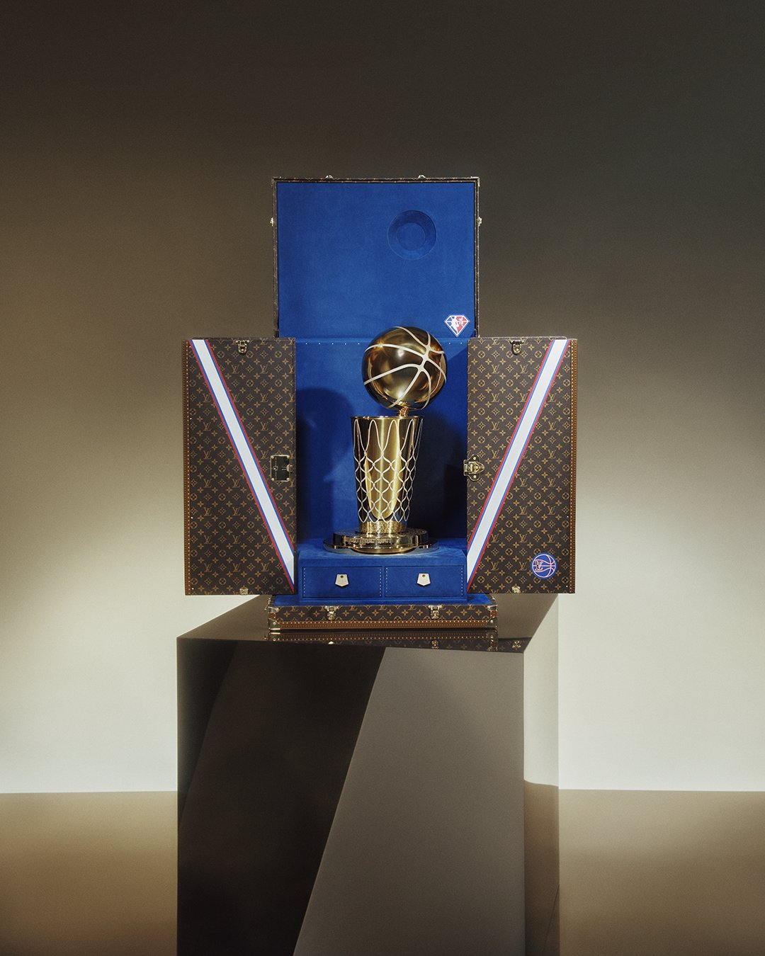 Louis Vuitton on X: Congratulations to the Golden State Warriors
