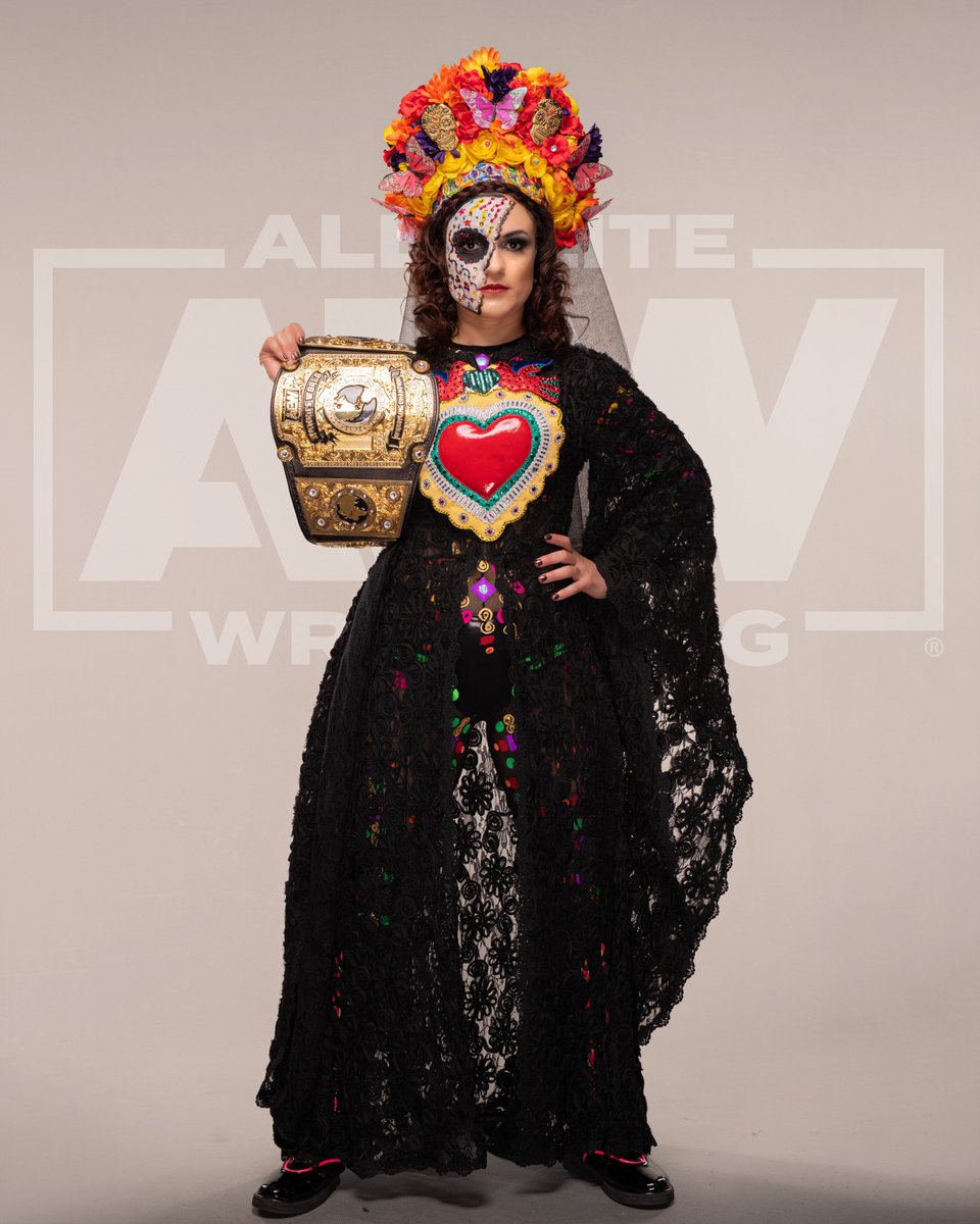 Thunder Rosa tweet media