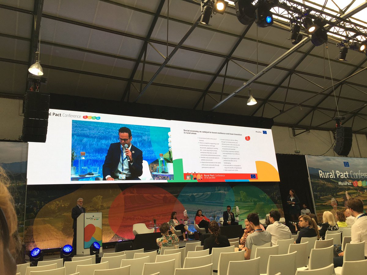 PAndriot's tweet photo. @ReseauRTES présent au #RuralPact l ESS vecteur de revitalisation des territoires ruraux commence  à être reconnue comme telle @rural_tourism https://t.co/0MM9wRbzxu