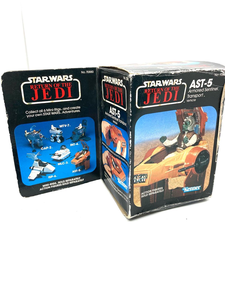 holochronicles's tweet photo. One of the first SW items I got as a kid was this bad boy. #minirig https://t.co/iG4Kcj4O22