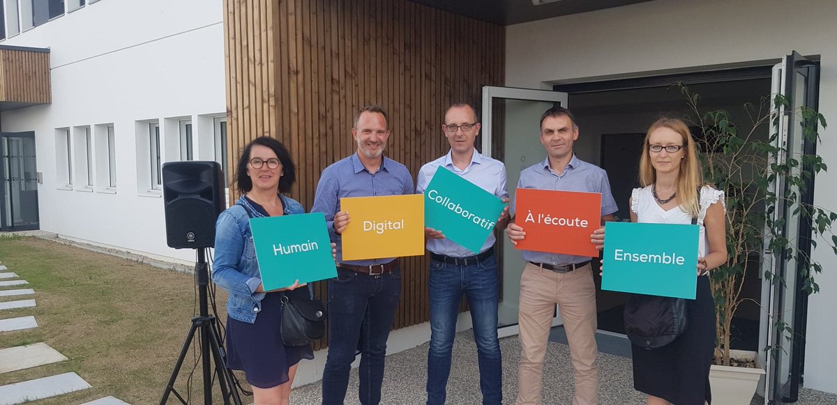 Cerfrance85's tweet photo. Merci à tous pour votre présence à l'inauguration de l'agence de La Roche-sur-Yon
Un beau moment convivial &amp; chaleureux☀️
Merci à nos clients, partenaires et collaborateurs pour leur présence👏
Merci également à l’ensemble des artisans locaux qui ont participé à ce beau projet👏 https://t.co/E4sAidxTiJ