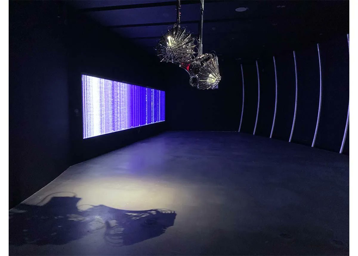 ArtsAtCERN's tweet photo. ‘The artists explore the matter that escapes our recognition but no less contribute to the pulse of the living world’

✍️ @yanikong on @NewMediaGallery’s Indivisible, featuring @Semiconducting, #YunchulKim, @rlfbckr &amp; @richardvijgen via @GalleriesWest

https://t.co/nC2iLIRjw7 https://t.co/BYtwvqSDtT