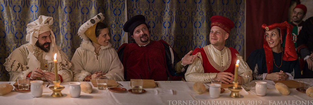 Nijiru Fenrir Gaia Ff14 Rt Re 113 Gnu 中世の食事風景について 特に後期中世の生活 軍事史を再現するイタリアの再現団体 Famaleonis によるリエナクトは まるで絵画の様な美しさとリアルさです T Co 0uygtwq6be Twitter