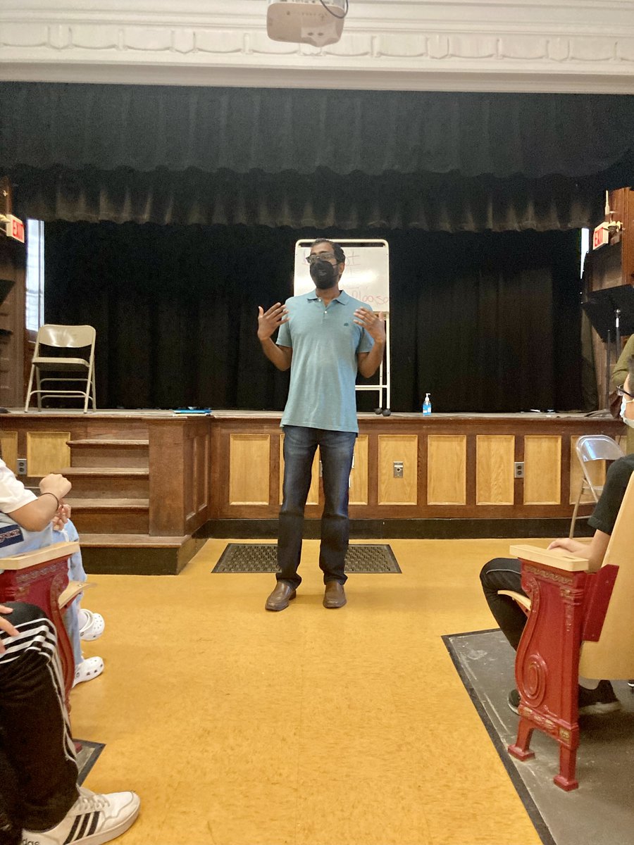 gencitizen's tweet photo. "Use your voice because that is the most powerful thing that you have." 📣

Thank you @NYCCouncil Member Shekar Krishnan (@voteshekar) for visiting @PSIS102Q and engaging with students about their #GenCitizen #ActionCivics projects! https://t.co/68zqn6rPPm