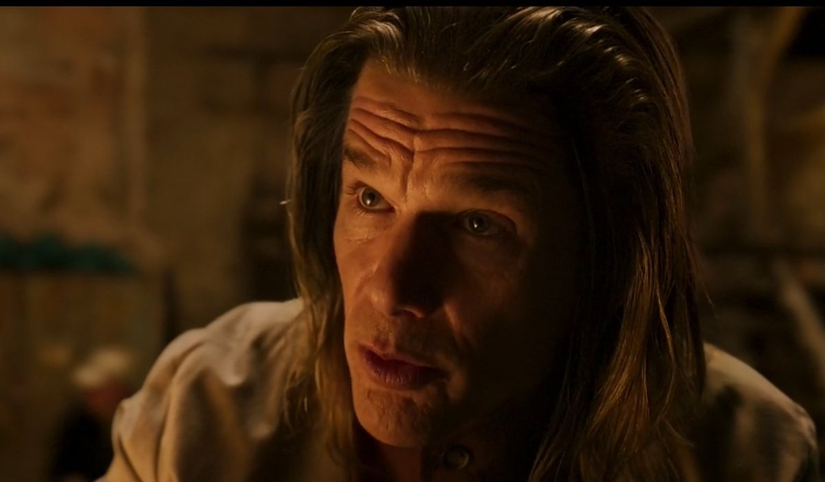 "คำพูดคนสามารถทำให้ขาวเป็นดำหรือจะดำเป็นขาวได้เหมือนพลิกฝ่ามือ อยู่ที่การเลือกใช้แต่สำหรับบางคนก็อย่าเรียกเลือกใช้คำเป็นเลย เรียก ตอแหล ยังจะเจาะจงยิ่งกว่า "