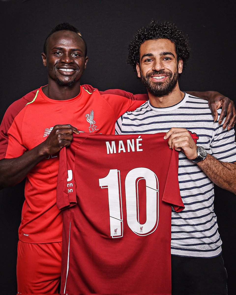 DaveOCKOP's tweet photo. What a duo these two were together. Turned defences inside out for years. https://t.co/qn9YOdYTKb