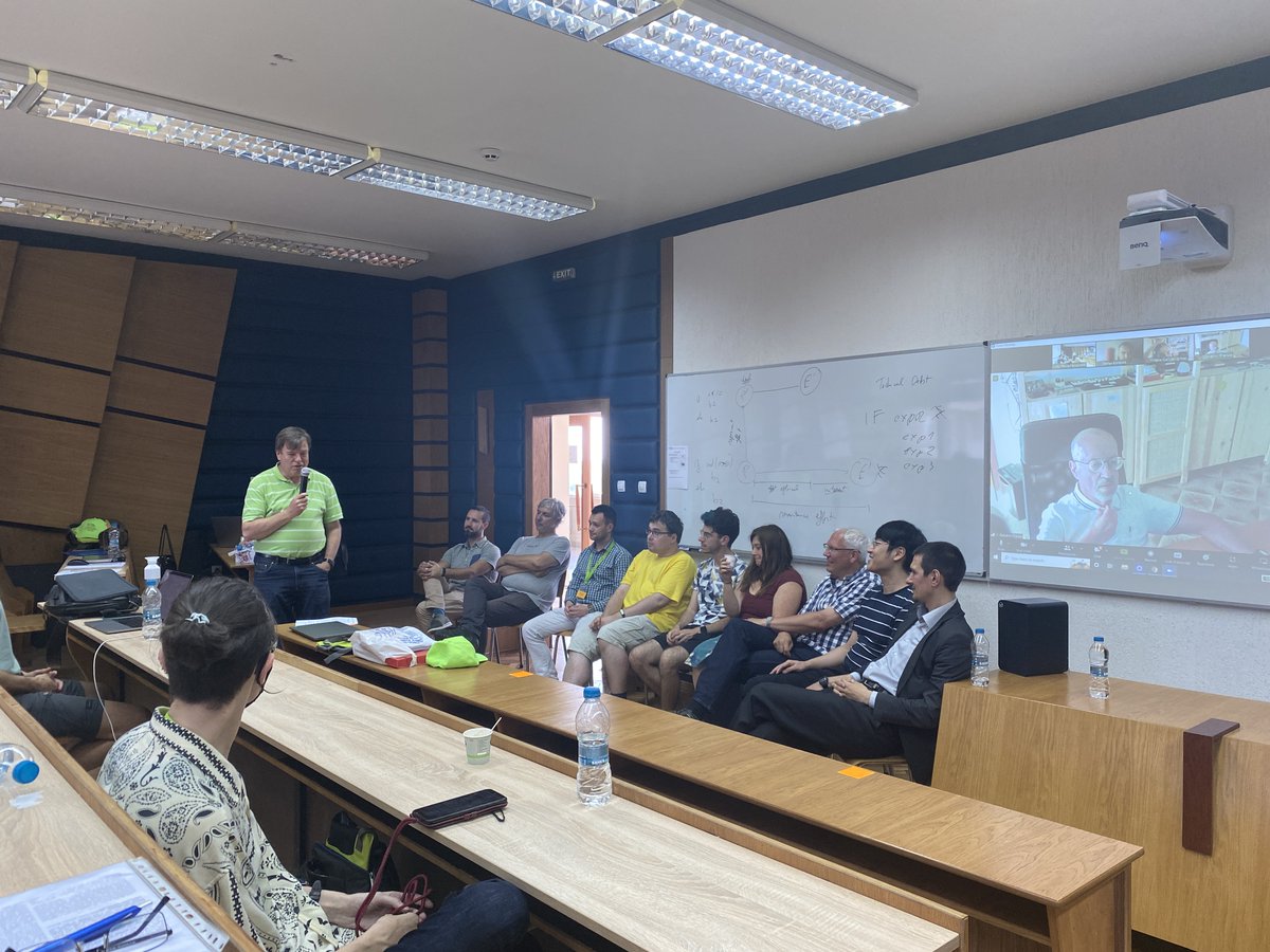 _sustrainable_'s tweet photo. We are closing our dissemination event with a panel on Sustainability in Software Engineering 😍 Sustrainable workshop@ICT4S'22 @ict4s #ict4s2022 #Plovdiv https://t.co/oq351yQbnb